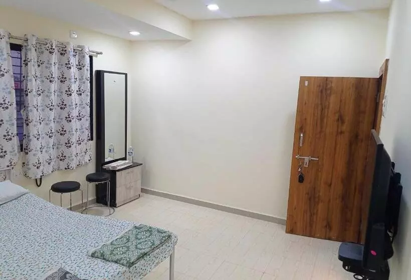 Spot On Hotel Nakshatra