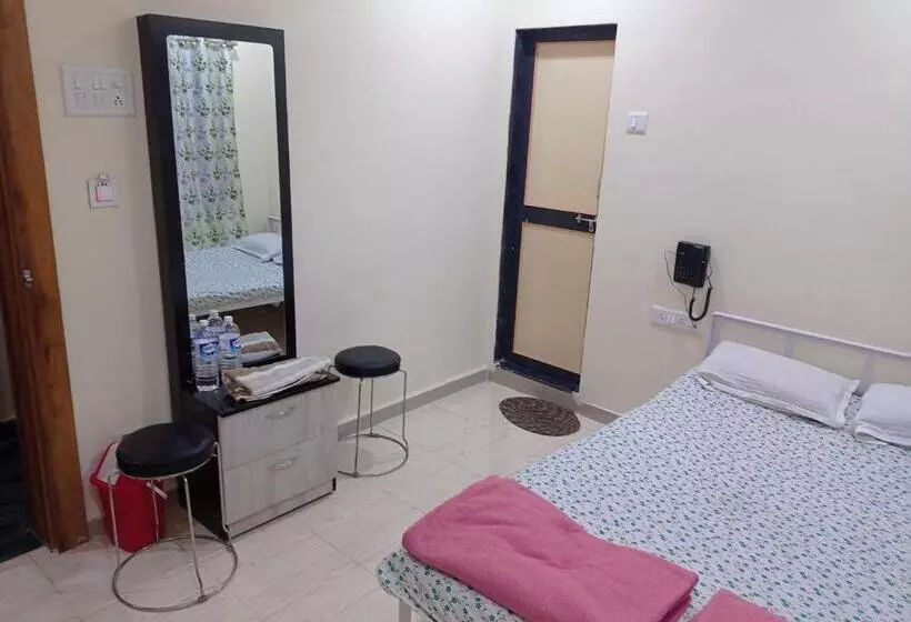 Spot On Hotel Nakshatra