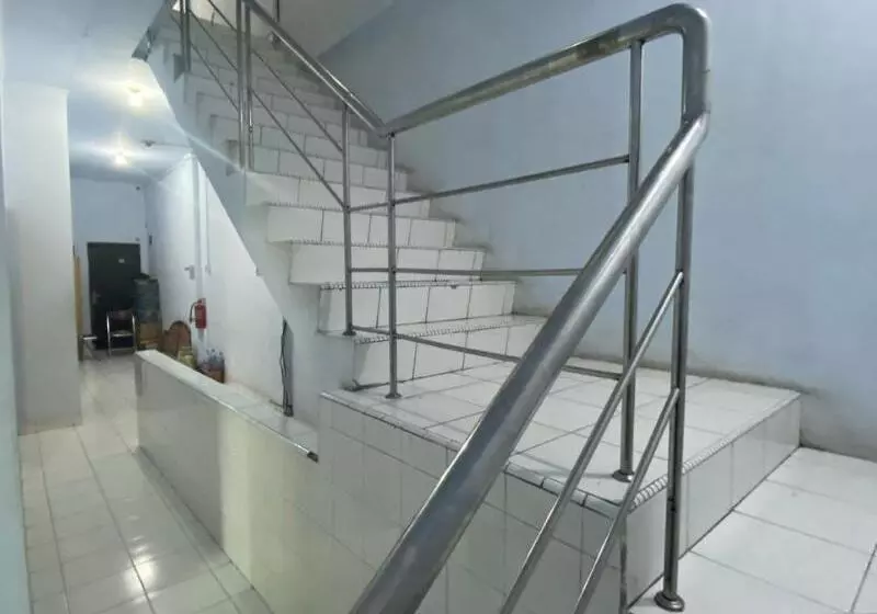 هتل Bulusaraung Homestay Makassar