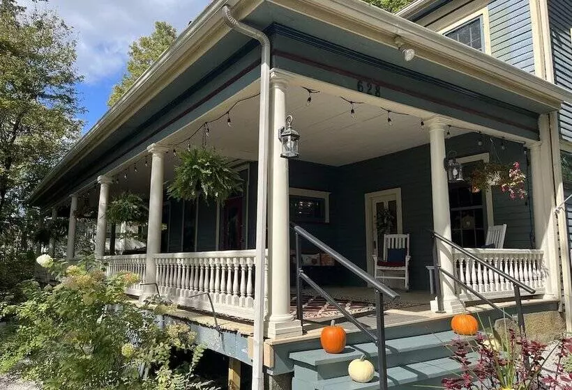 Highland Bed & Breakfast