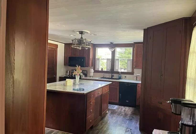 Highland Bed & Breakfast