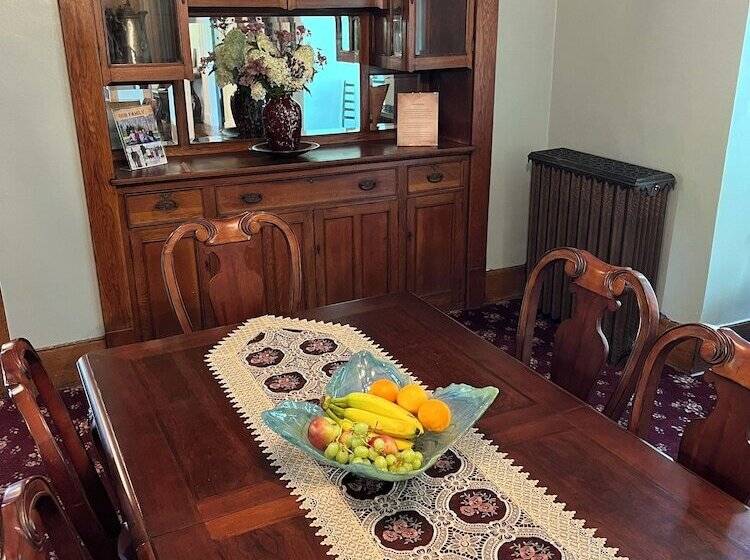 Highland Bed & Breakfast