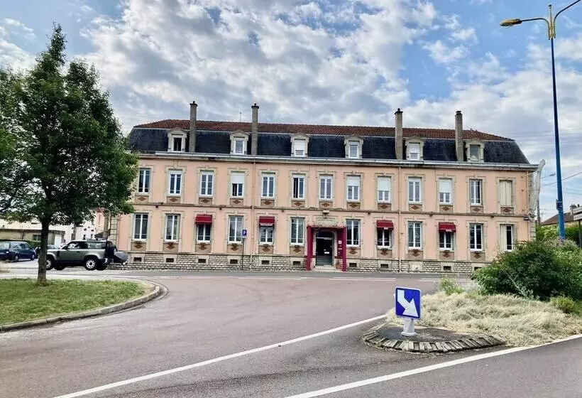 Hotelli De Champagne