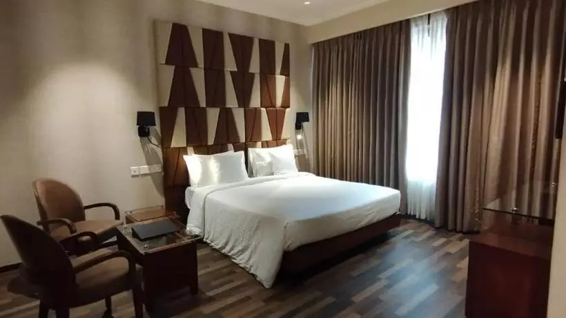 ホテル Adiva Residency Beacon, Grant Road,mumbai