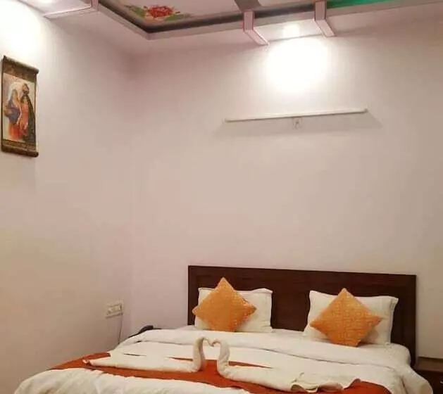 ホテル Albana Haveli