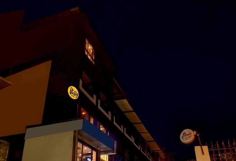 בית מלון כפרי Itsy By Treebo Himshri