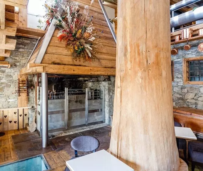 Hotelli Le Hameau De Mon Père