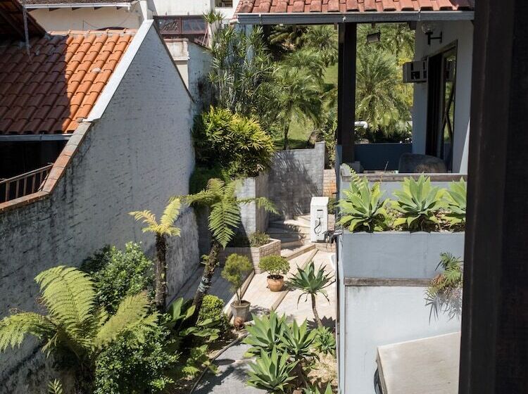 호텔 Pousada Dririos House