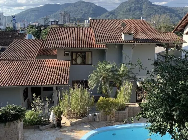 Hotelli Pousada Dririos House