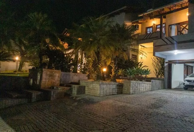 Hotelli Pousada Dririos House