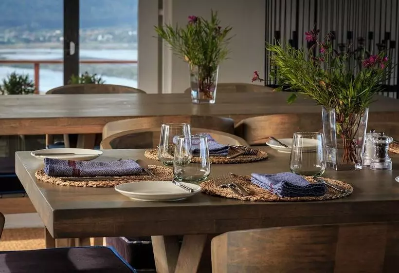 Hotelli Simbavati Fynbos On Sea