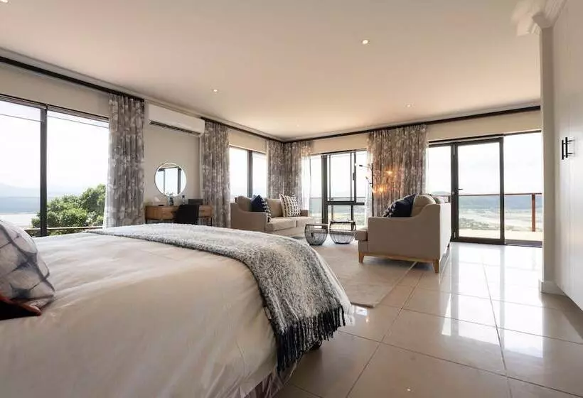 Hotelli Simbavati Fynbos On Sea