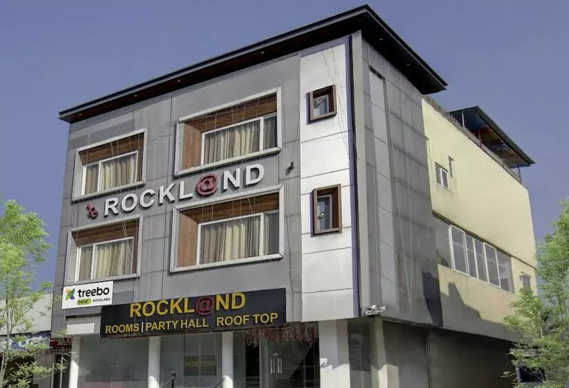 ホテル Treebo Rockland, Zirakpur