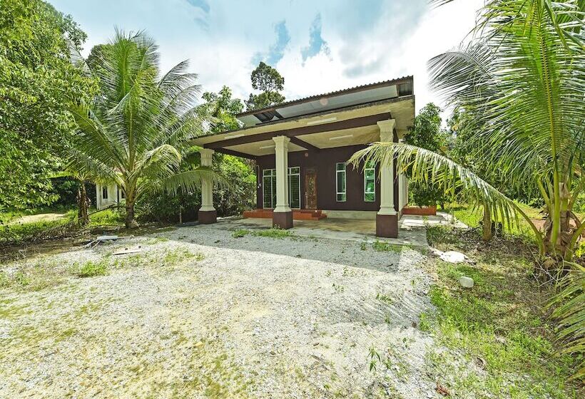 膳宿费 Casaria Besut By Oyo Rooms