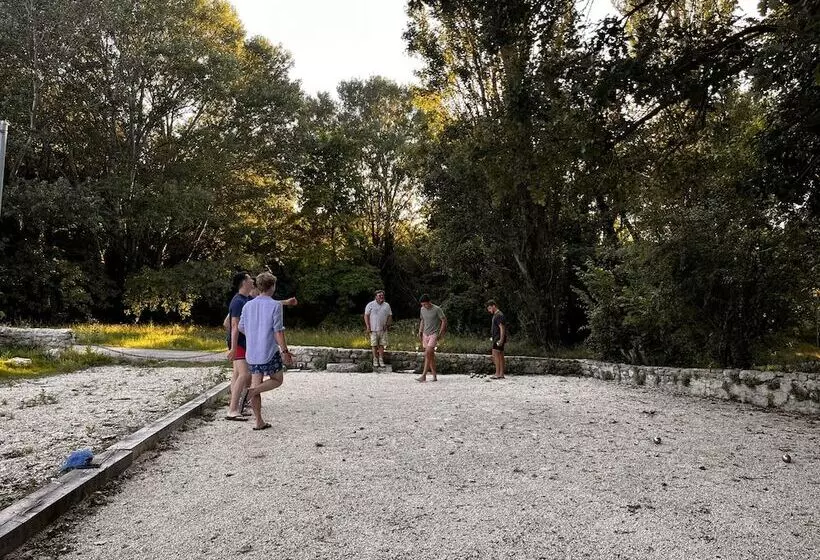 Majatalo Le Moulin Dumas