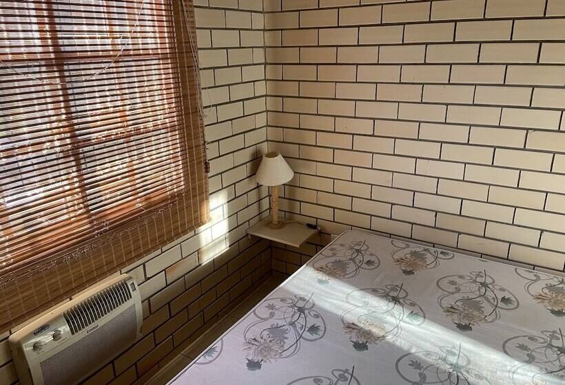 Pousada Haras Trevo De Ferro, Praia, Piscina E Campo