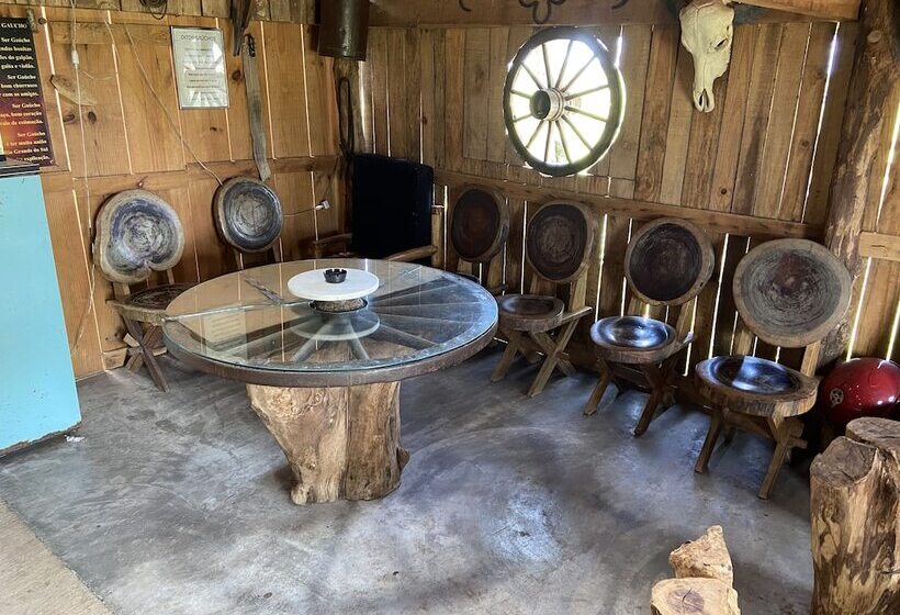 Pousada Haras Trevo De Ferro, Praia, Piscina E Campo