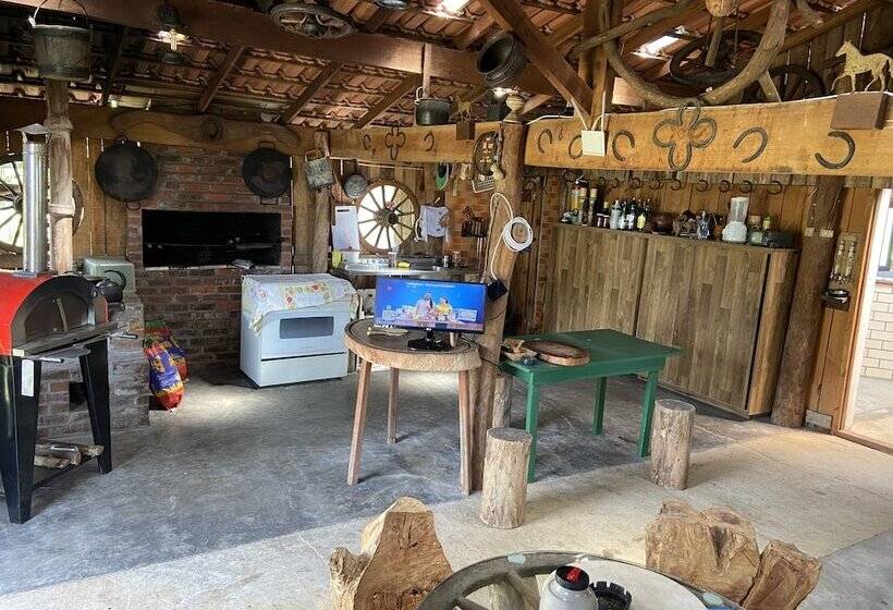 Pousada Haras Trevo De Ferro, Praia, Piscina E Campo