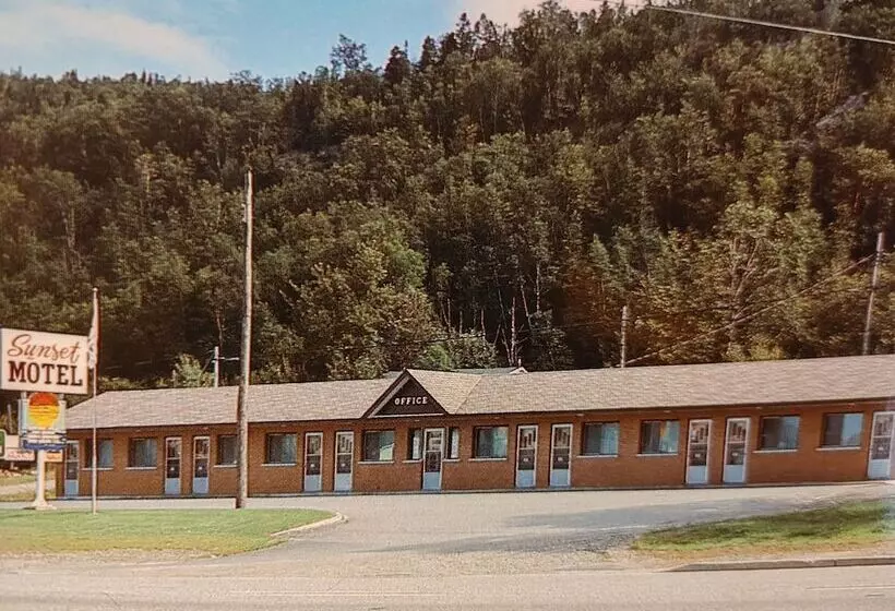 Sunset Motel