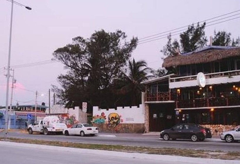 Azul Hotel & Restaurante