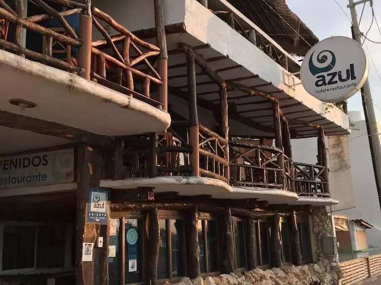 Azul Hotel & Restaurante