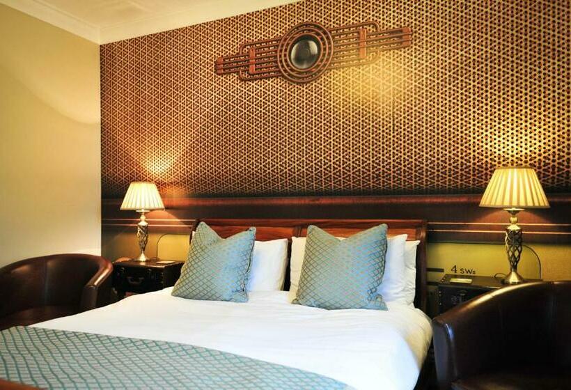 פונדק The Wyvill Arms