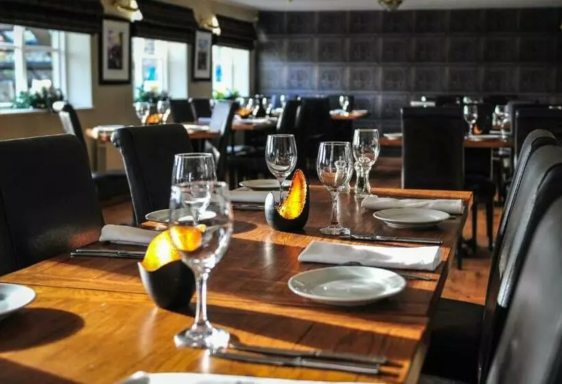 Hostelli The Wyvill Arms
