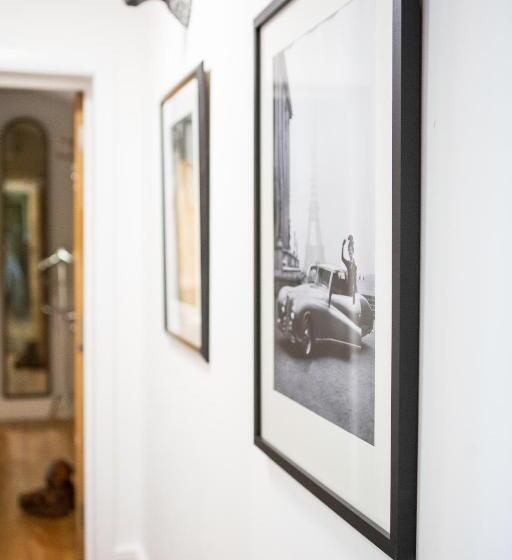 פונדק The Wyvill Arms