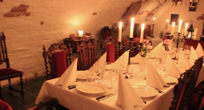 Brunsbo G:a Biskopsgård Hotell & Konferens