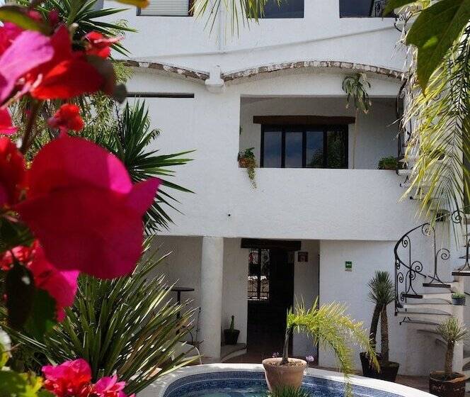 هتل Casa Blanca San Miguel
