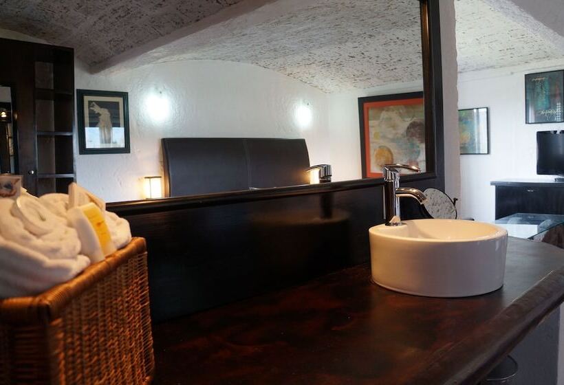 هتل Casa Blanca San Miguel