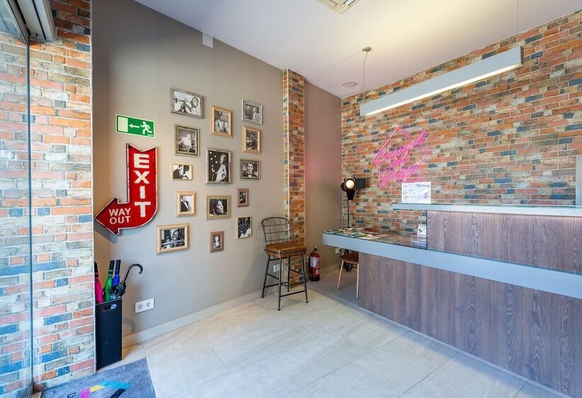 هتل Colectia Urumea