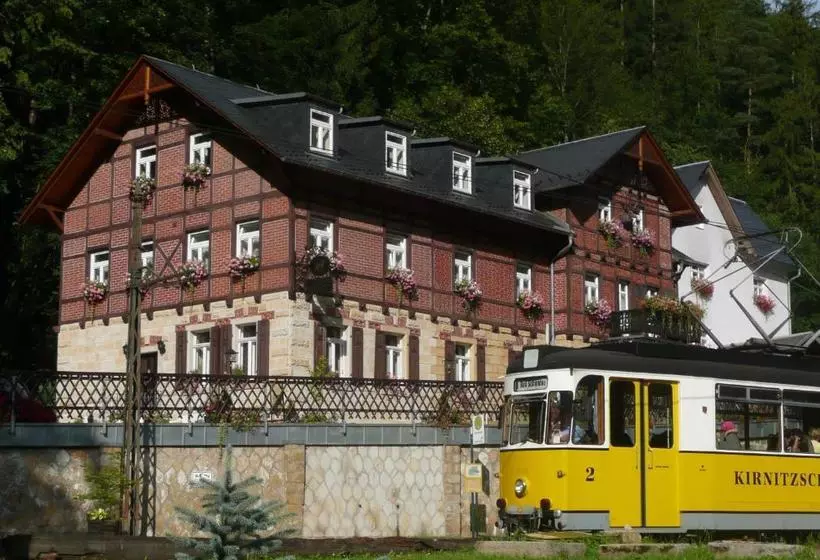 Hotelli Forsthaus