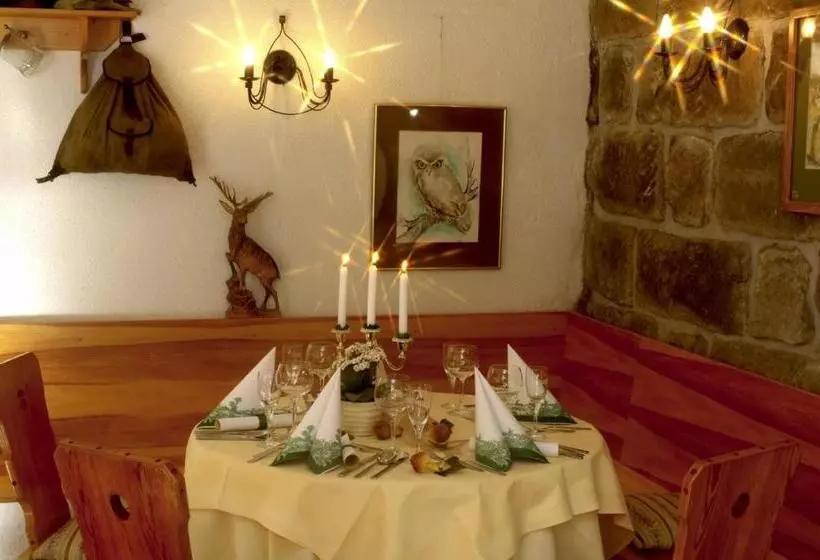 Hotelli Forsthaus