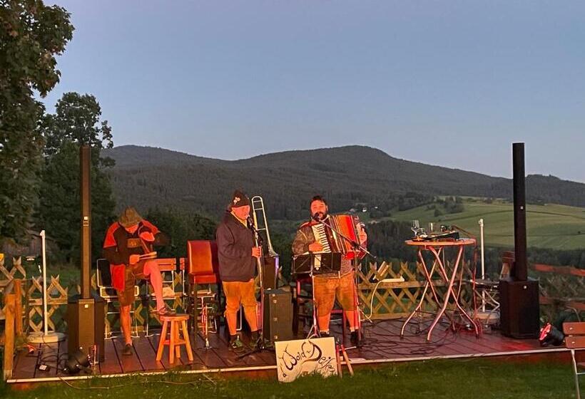 ホテル Haus Am Berg