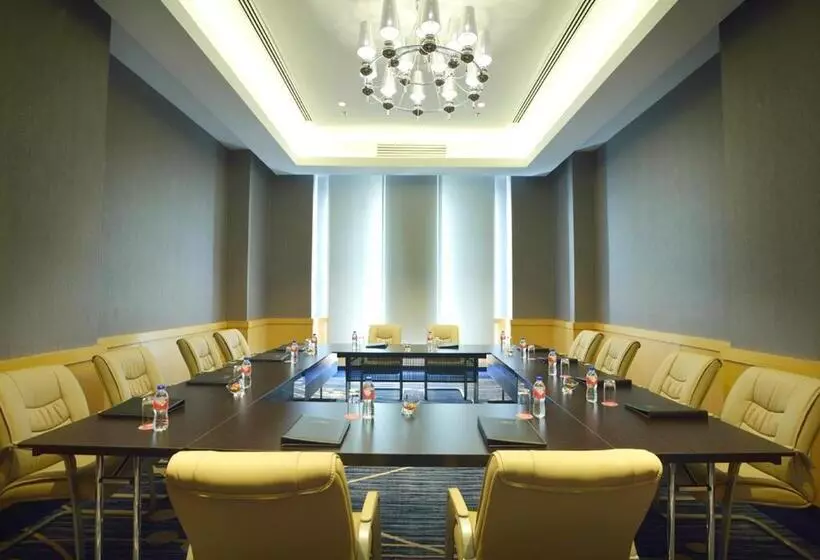 هتل Lexis Suites Penang