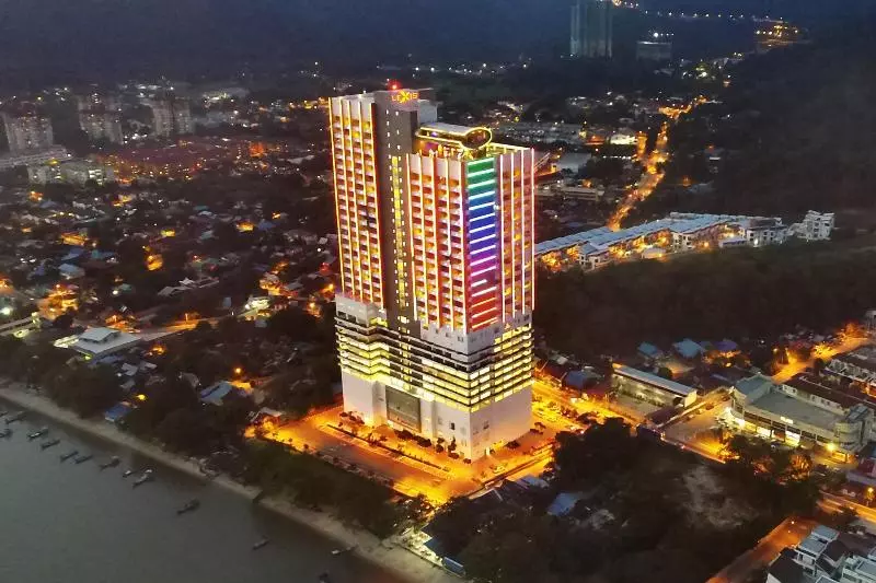 هتل Lexis Suites Penang