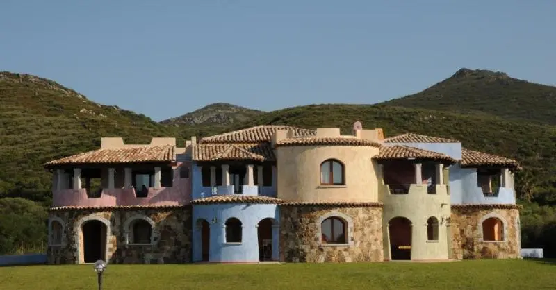 ホテル Marinella Residence