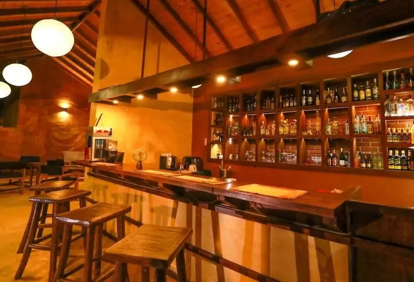 Hotelli Miracle Resorts & Villas