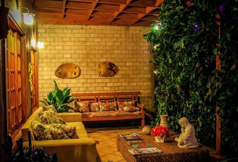 هتل Pousada Santa Rita