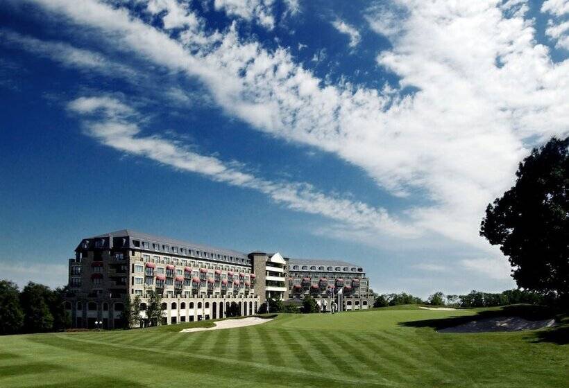 בית מלון כפרי The Celtic Manor Resort