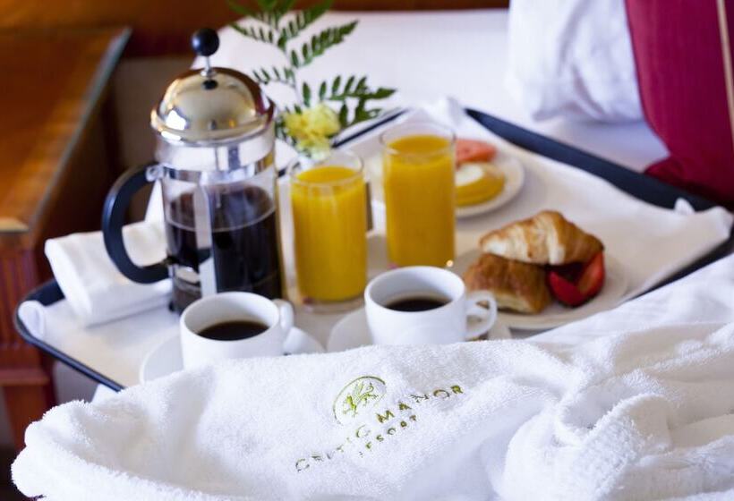 בית מלון כפרי The Celtic Manor Resort