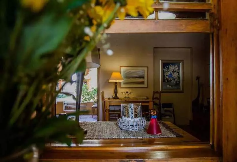 پانسیون Guesthouse Larachelle