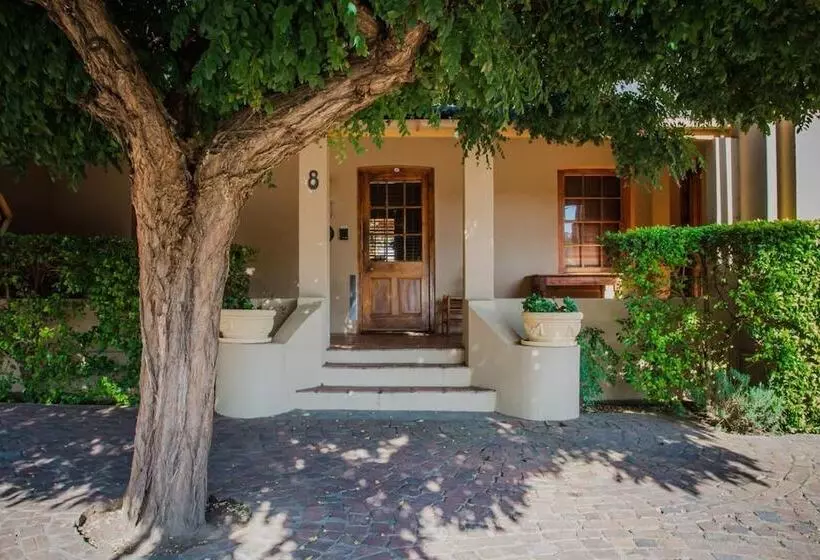 پانسیون Guesthouse Larachelle