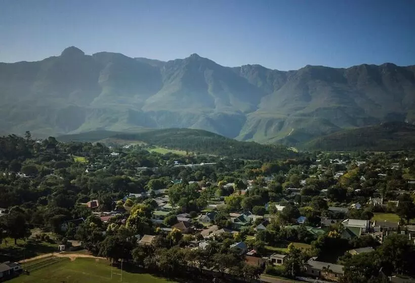 پانسیون Guesthouse Larachelle