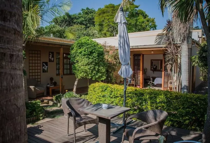 پانسیون Guesthouse Larachelle