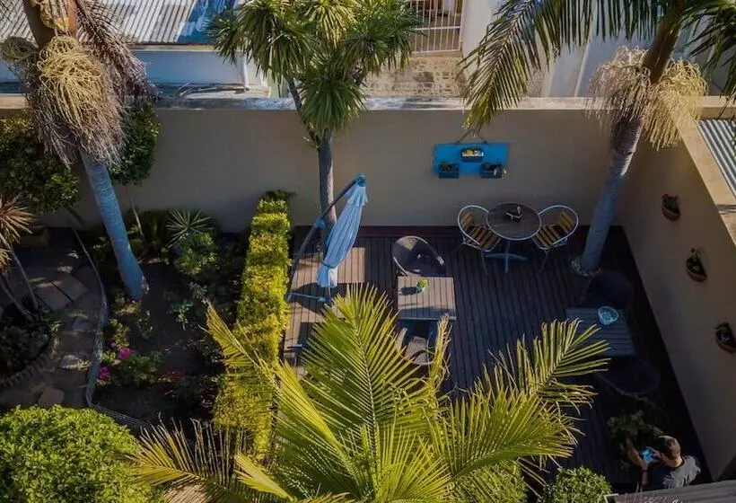 پانسیون Guesthouse Larachelle
