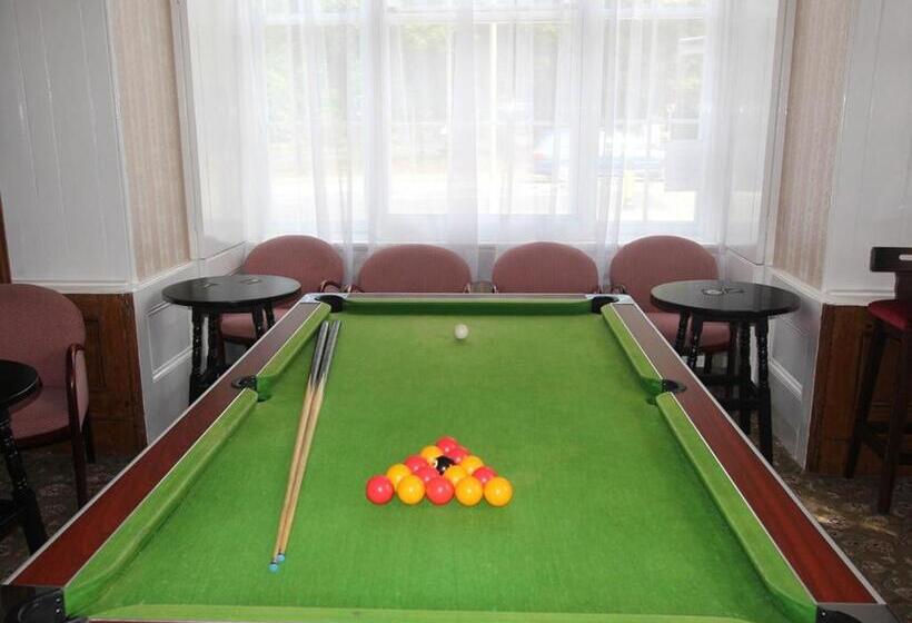 פנסיון Spring Garden Guest House