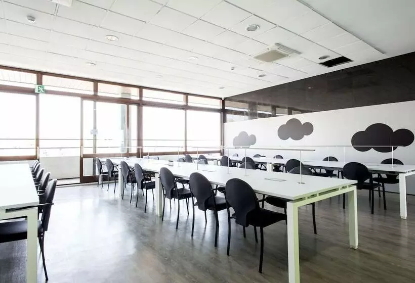 Residencia Universitaria Lesseps