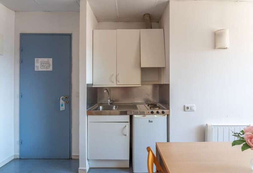 Residencia Universitaria Lesseps